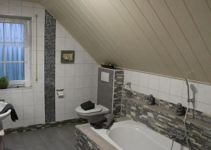 With 3 Bedrooms Apartmán *