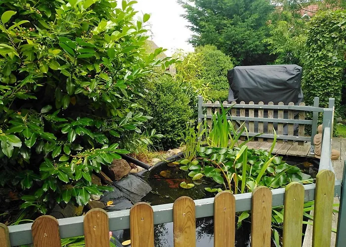 With 3 Bedrooms Apartmán *